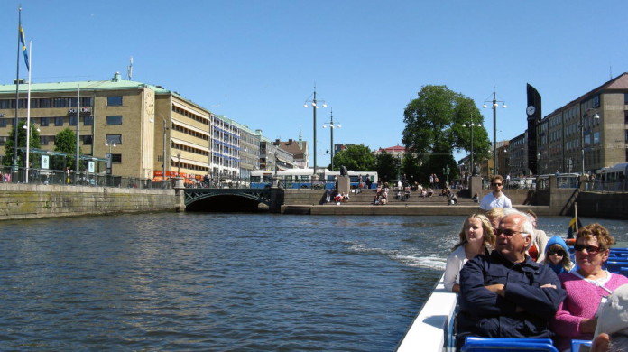 The classic Paddan boat tour in Gothenburg